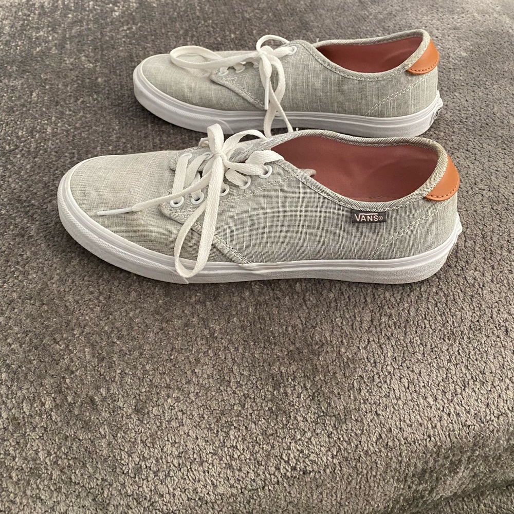 Vans Sneakers (9.5)
